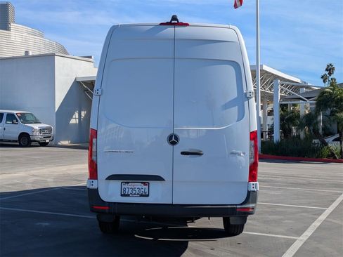 Certified 2025 Mercedes-Benz Sprinter 2500 image 3