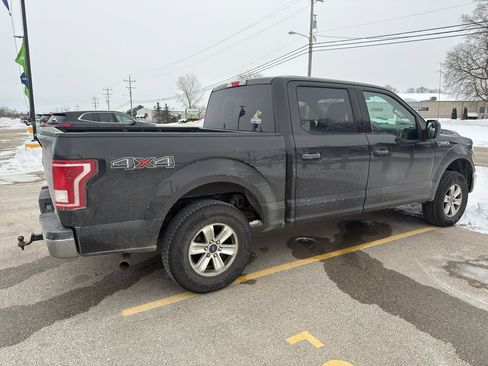 Used 2015 Ford F150 XLT image 3