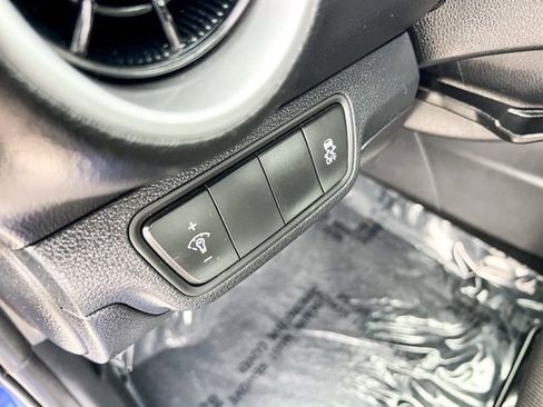 Certified 2024 Kia Forte LXS image 18