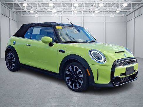 Certified 2023 MINI Cooper S image 3