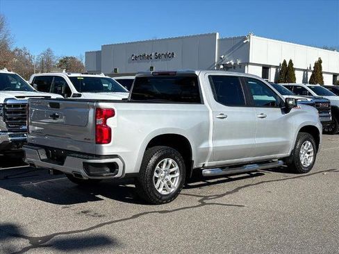 Certified 2022 Chevrolet Silverado 1500 RST image 2