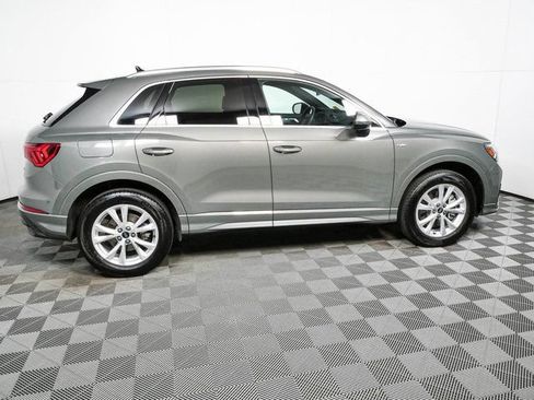 Used 2024 Audi Q3 2.0T Premium w/ Convenience Package AWD/4WD image 2