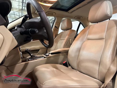 Used 2012 Mercedes-Benz C 300 4MATIC Sedan image 6