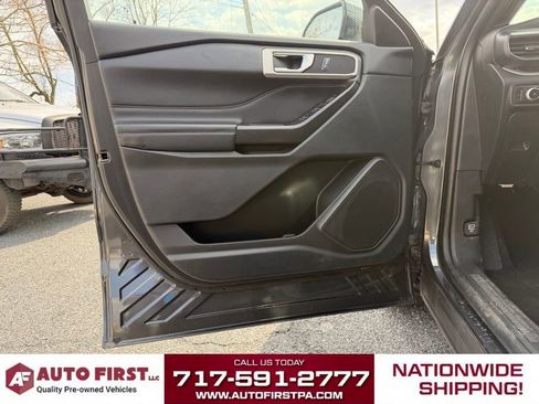 Used 2020 Ford Explorer XLT w/ Equipment Group 202A image 9