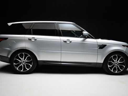 Used 2022 Land Rover Range Rover Sport HSE Silver Edition image 2