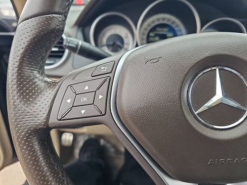 Used 2012 Mercedes-Benz C 250 Coupe image 28