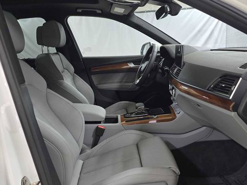 Used 2024 Audi Q5 e Prestige image 10