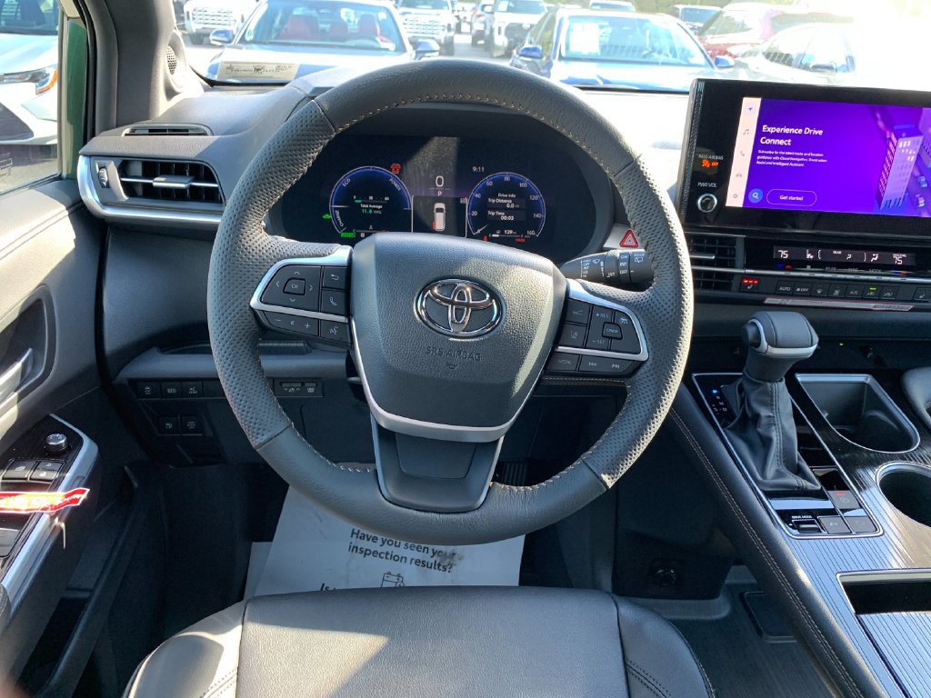 New 2026 Toyota Sienna XLE Woodland Edition AWD/4WD image 16