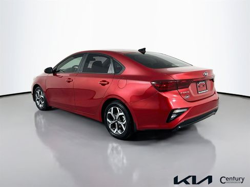 Used 2021 Kia Forte LXS FWD image 7