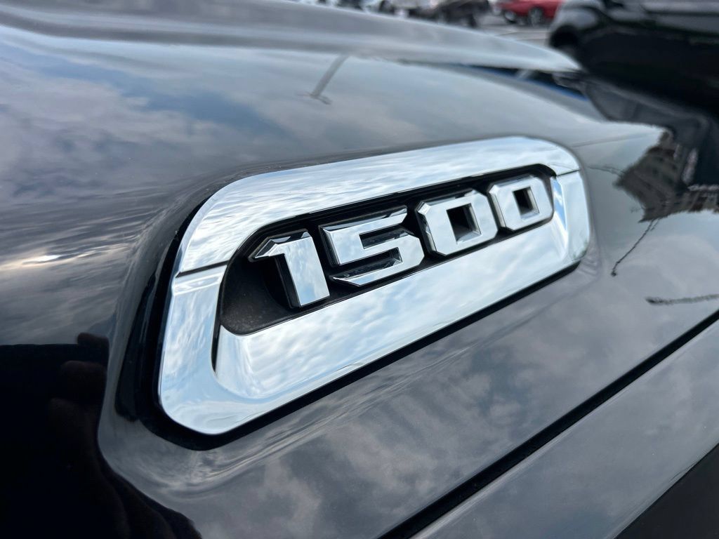 Used 2020 RAM 1500 Big Horn AWD/4WD image 12