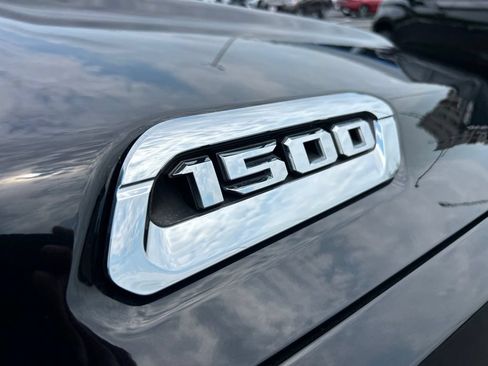 Used 2020 RAM 1500 Big Horn AWD/4WD image 12