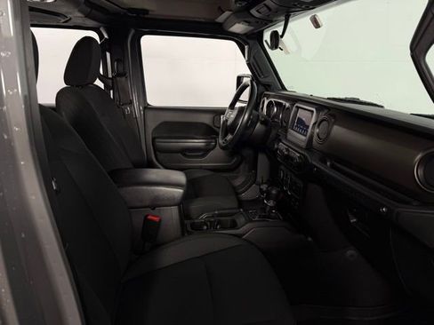 Used 2021 Jeep Wrangler Unlimited Sport image 15