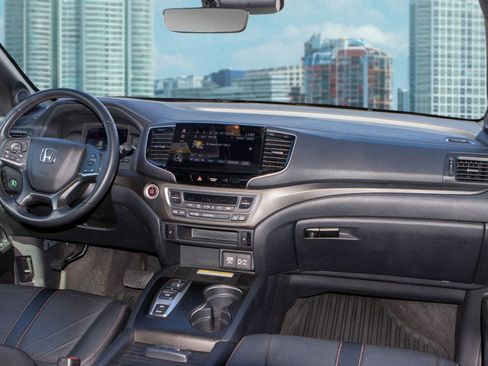 Used 2023 Honda Passport TrailSport image 30