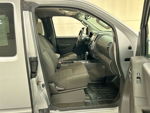 Used 2016 Nissan Frontier SV w/ SV Value Truck Package image 22