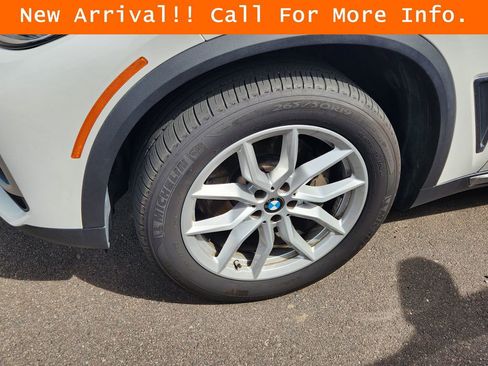 Used 2022 BMW X5 xDrive40i w/ Executive Package AWD/4WD image 7