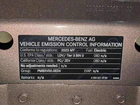 Certified 2023 Mercedes-Benz EQB 250+ image 28