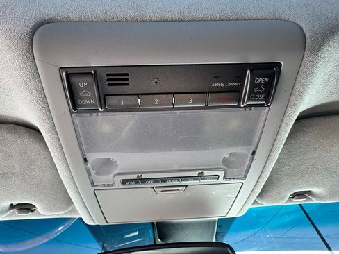 Used 2012 Lexus LS 460 L image 28