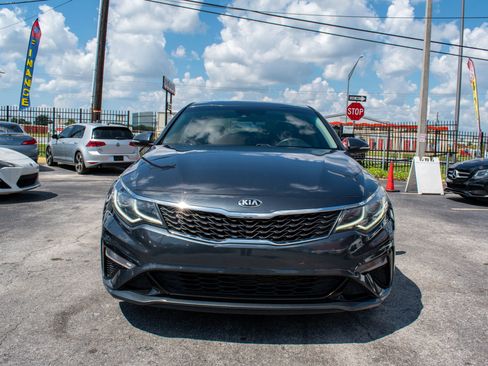 Used 2020 Kia Optima LX FWD image 2
