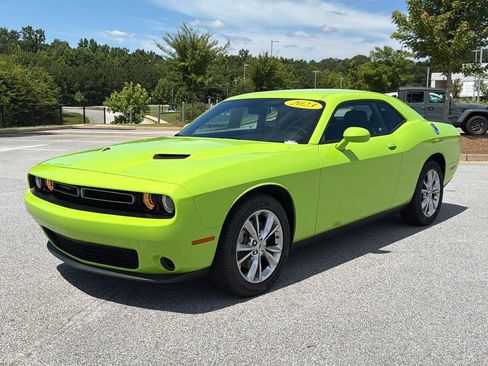 Used 2023 Dodge Challenger SXT AWD/4WD image 3