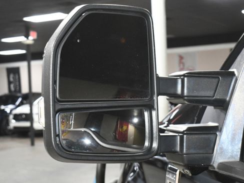 Used 2019 Ford F250 Lariat w/ Lariat Ultimate Package image 63