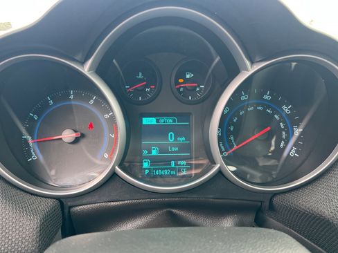 Used 2013 Chevrolet Cruze LT image 18