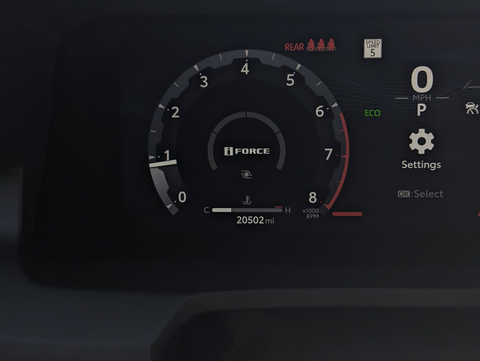 Used 2025 Toyota Tacoma TRD Sport AWD/4WD image 15