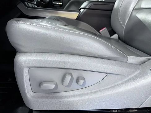 Used 2016 Chevrolet Silverado 2500 LTZ w/ LTZ Plus Package AWD/4WD image 23