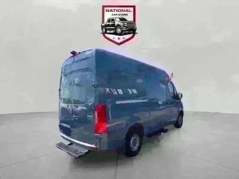 Used 2019 Mercedes-Benz Sprinter 144 image 19
