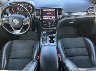 Used 2020 Jeep Grand Cherokee Trailhawk video 3