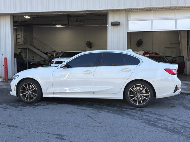 Used 2021 BMW 330i xDrive Sedan w/ Driving Assistance Package AWD/4WD image 8