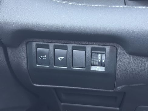 Used 2023 Subaru Ascent Limited w/ Technology Package AWD/4WD image 25