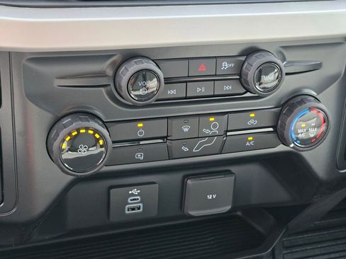 New 2026 Ford F250 XL w/ FX4 Off-Road Package image 15