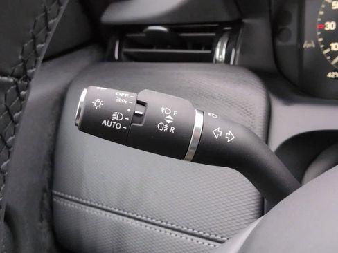 New 2026 Land Rover Discovery Sport Landmark image 25