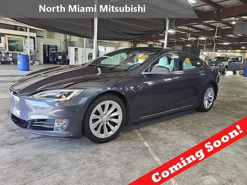 Used 2017 Tesla Model S 75 image 1