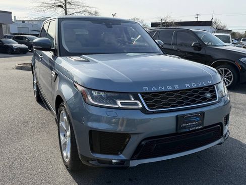 Used 2018 Land Rover Range Rover Sport HSE AWD/4WD image 3