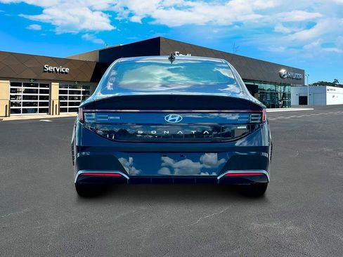 New 2025 Hyundai Sonata SEL FWD image 7