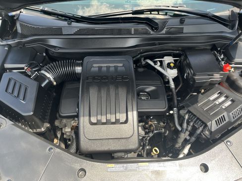 Used 2017 Chevrolet Equinox LT w/ Convenience Package FWD image 9