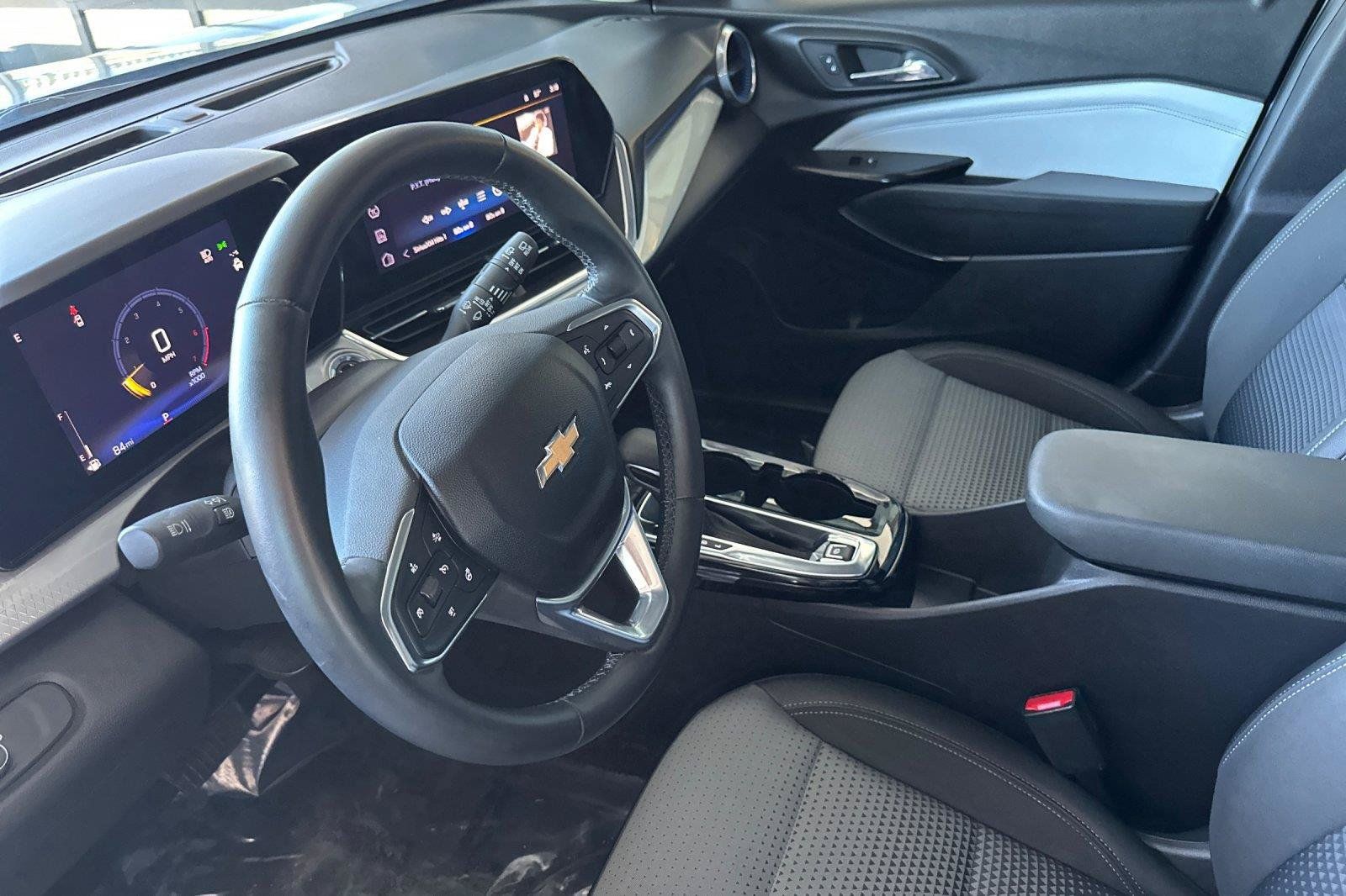 Used 2024 Chevrolet Trax LT w/ Driver Confidence Package FWD image 10