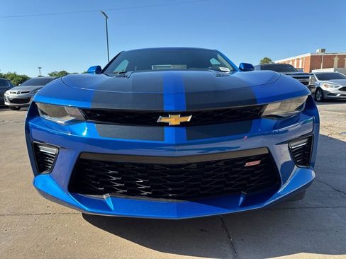 Used 2017 Chevrolet Camaro SS RWD image 2