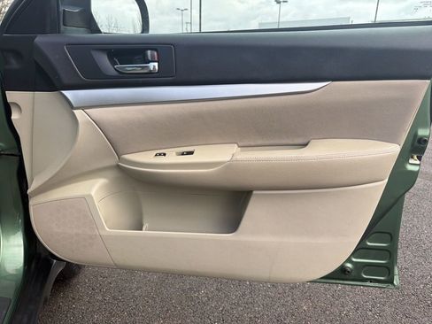 Used 2014 Subaru Outback 2.5i Premium image 26