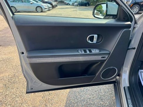 Used 2023 Hyundai Ioniq 5 Limited AWD/4WD image 12