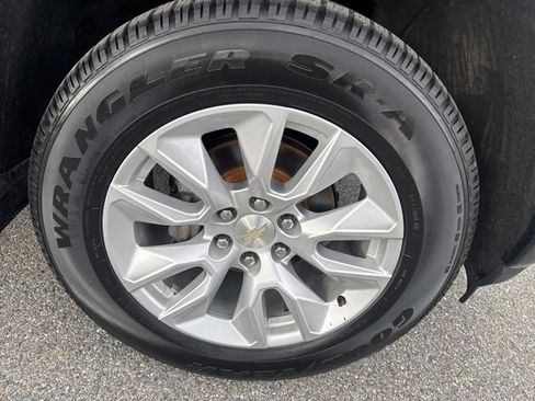 Used 2022 Chevrolet Silverado 1500 Custom image 9