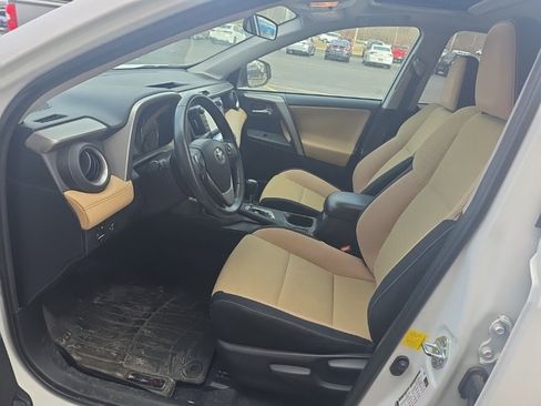 Used 2016 Toyota RAV4 XLE image 14