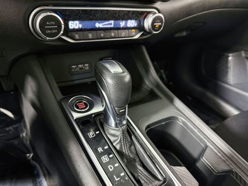 Certified 2020 Nissan Sentra SV FWD image 18