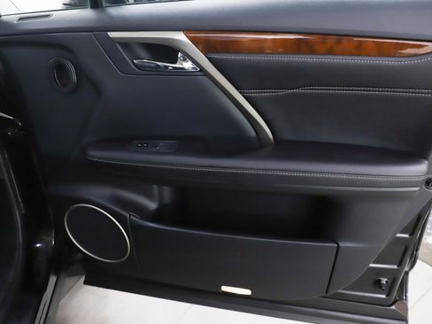 Used 2019 Lexus RX 350L AWD image 9