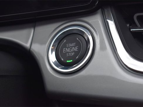 New 2026 Chevrolet Trax LT w/ LT Convenience Package image 24