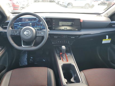 New 2026 Nissan Kicks SR image 12