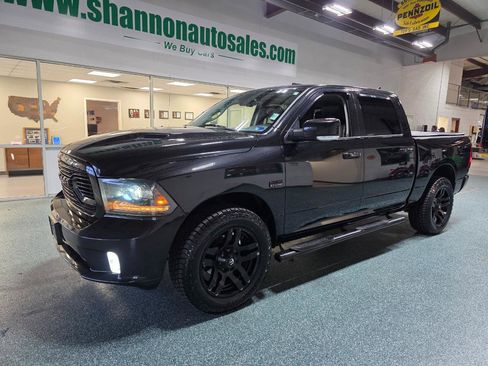 Used 2016 RAM 1500 Sport w/ Black Ram 1500 Sport Group AWD/4WD image 2