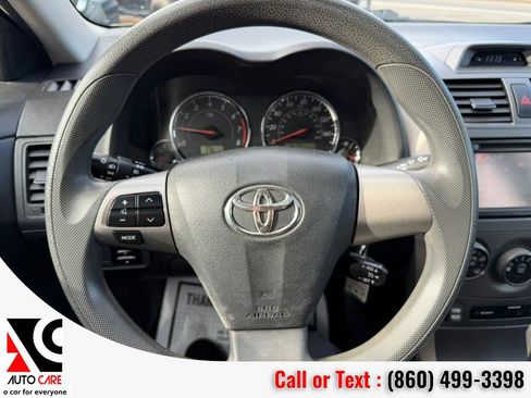 Used 2013 Toyota Corolla S image 18