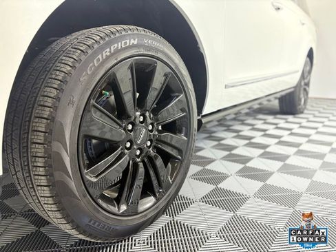 Used 2024 Lincoln Navigator L Reserve AWD/4WD image 14